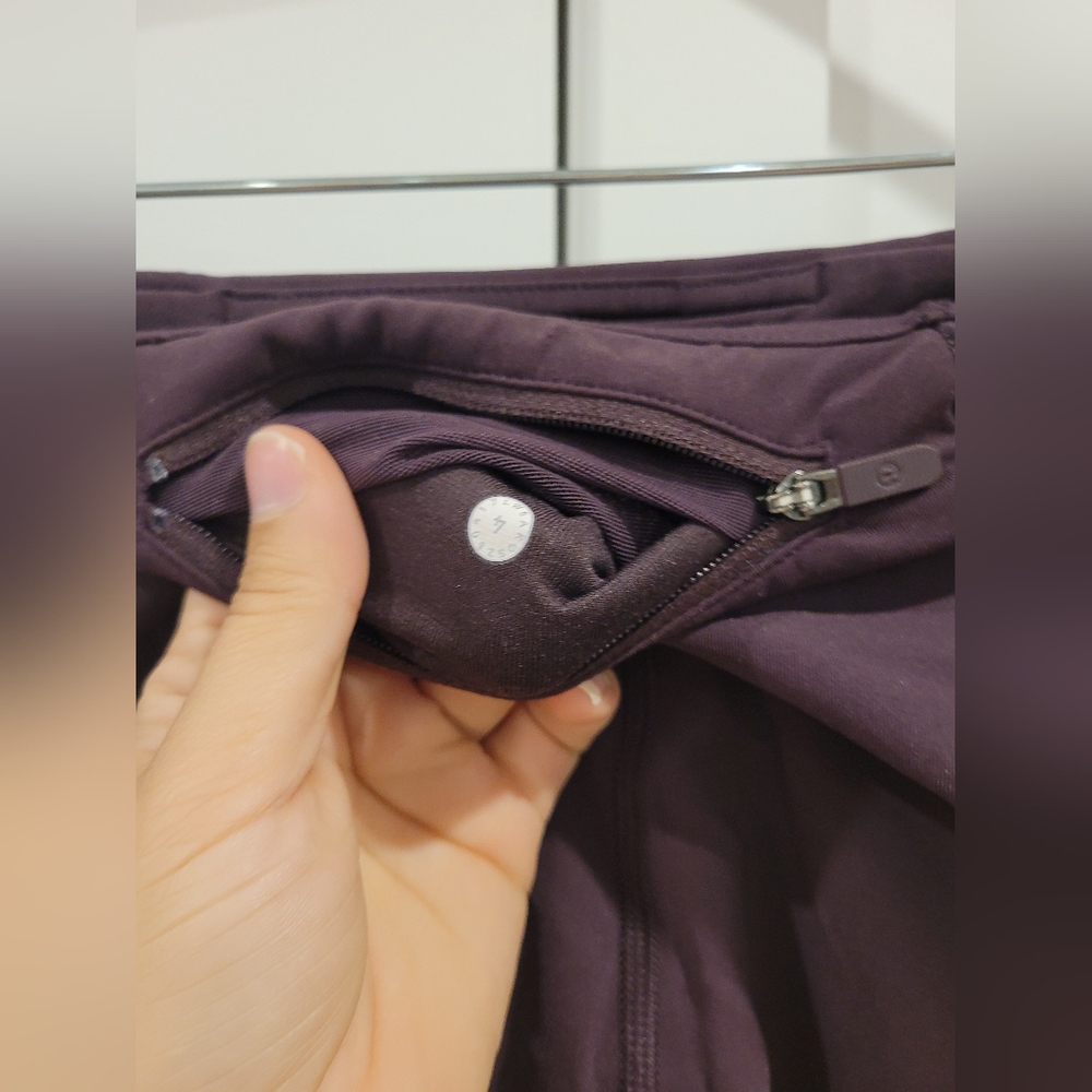Like new lululemon size 4 leggings